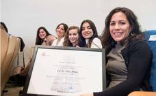 El Gobierno de Extremadura reconoce el trabajo diario del Alba Plata en pro de la igualdad y contra la violencia de género