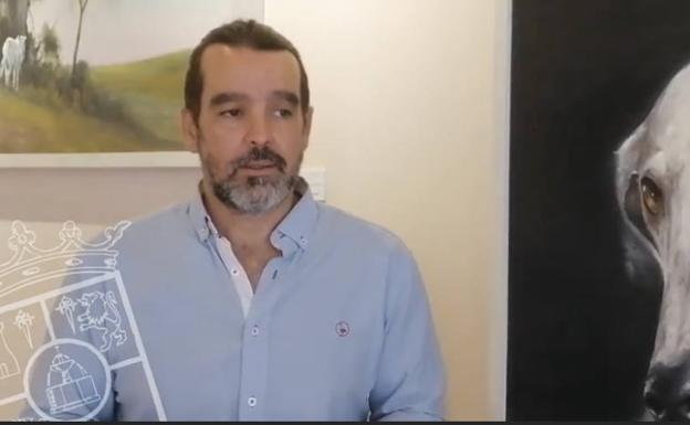 El pintor sevillano Miguel Ángel González expone «Identidad»