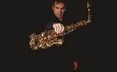 El saxofonista Pepe Burgos actúa en Fuente de Cantos