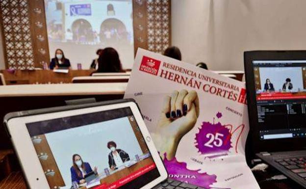 El I.E.S. Alba Plata galardonado en la primera edición del Premio «Nuestra Provincia» por la Igualdad 2021