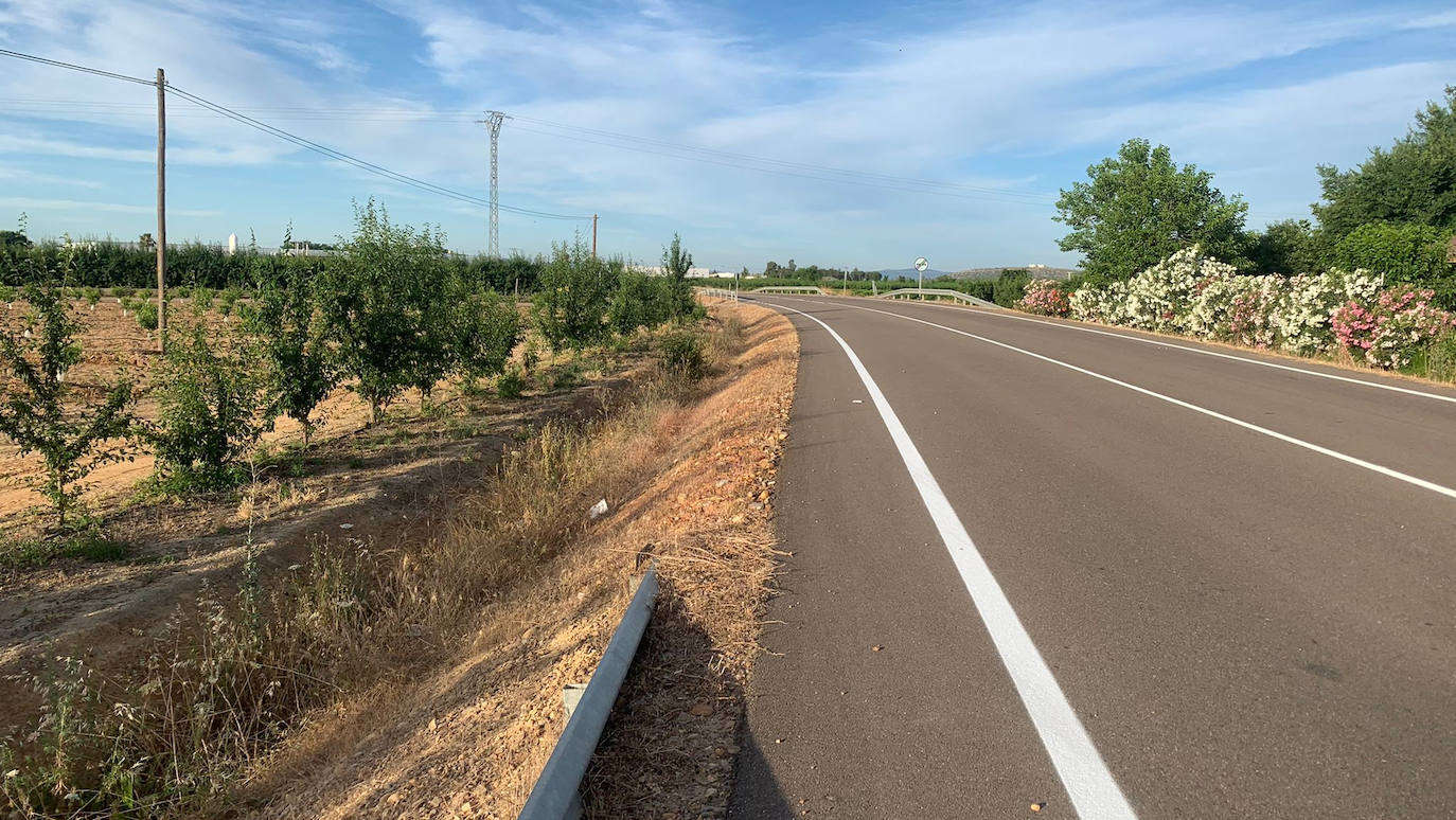 La Diputación actuará en la carretera BA-067 Fuente de Cantos a Hoya de Santa María