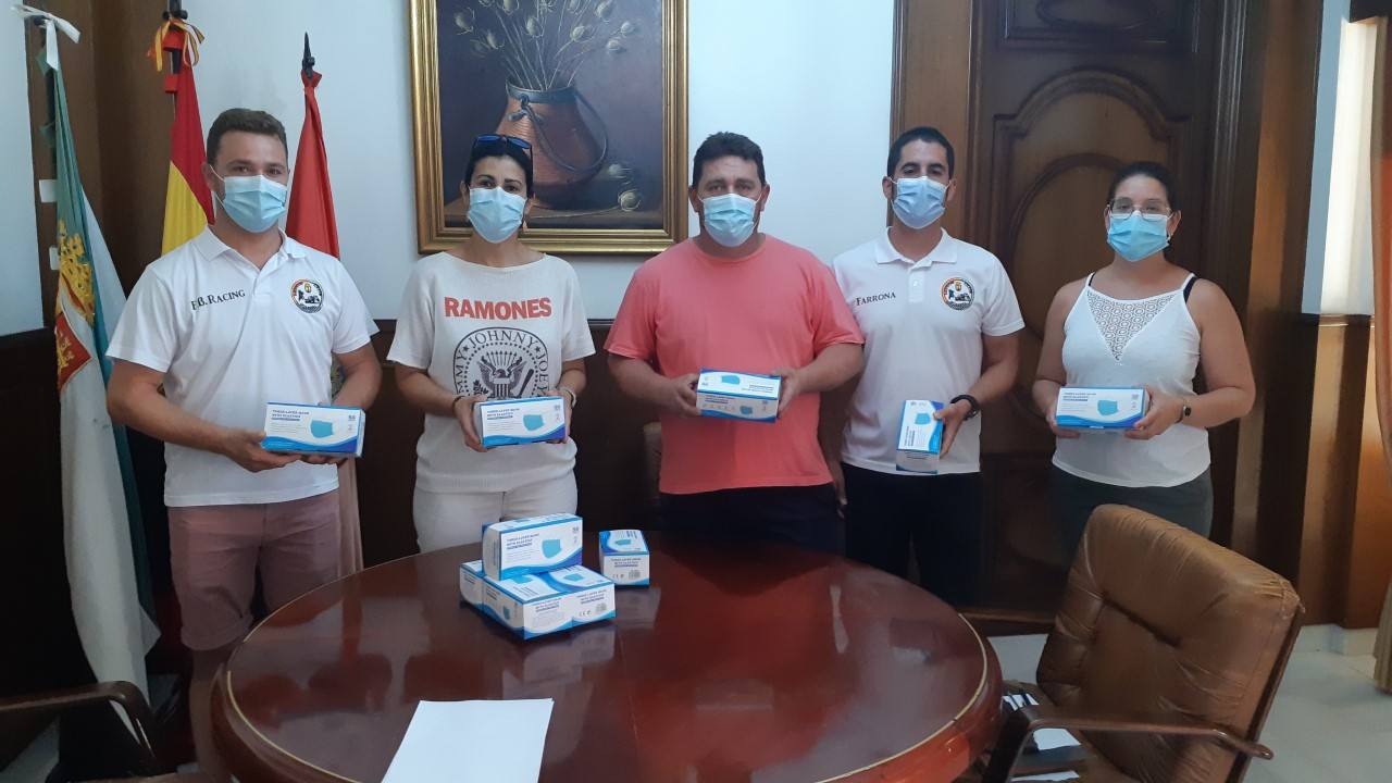 Los políticos agradecen las iniciativas solidarias del pueblo de Guareña contra el coronavirus