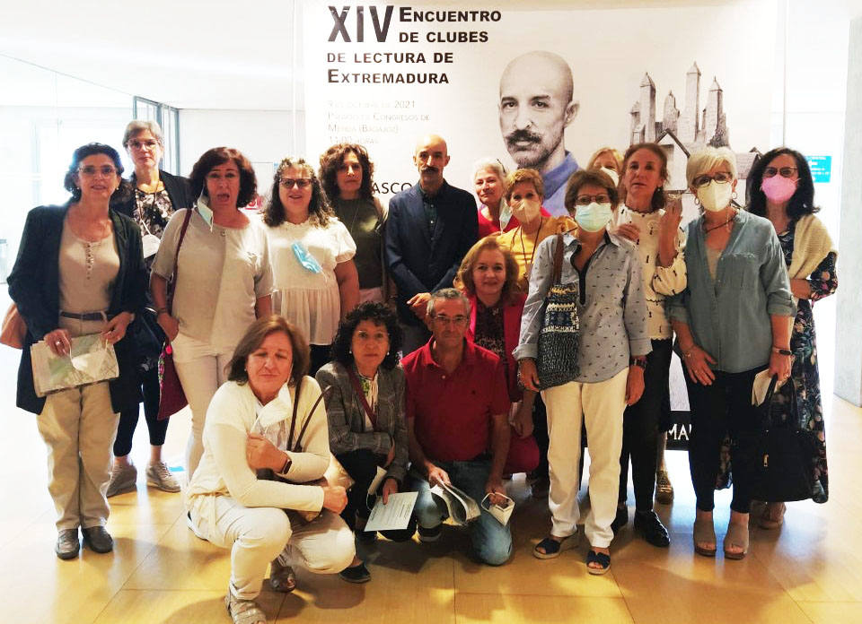 Los clubes de lectura de la biblioteca municipal se dan cita con Jesús Carrasco