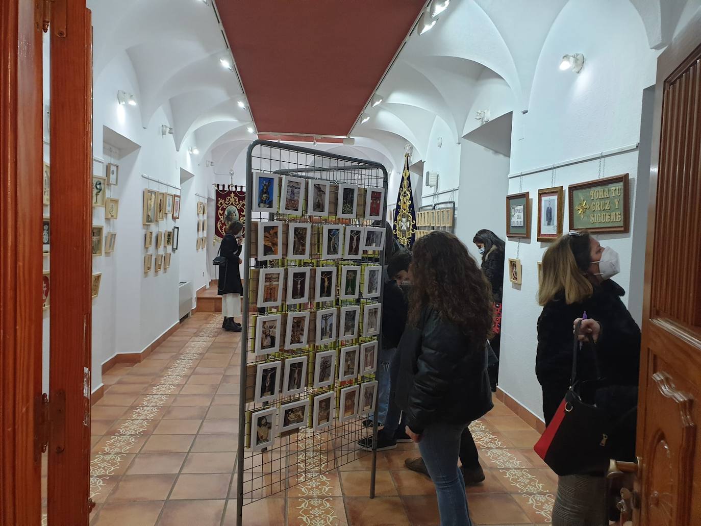 Exposición internacional de medallas, cruces y emblemas de la Santa Vera Cruz