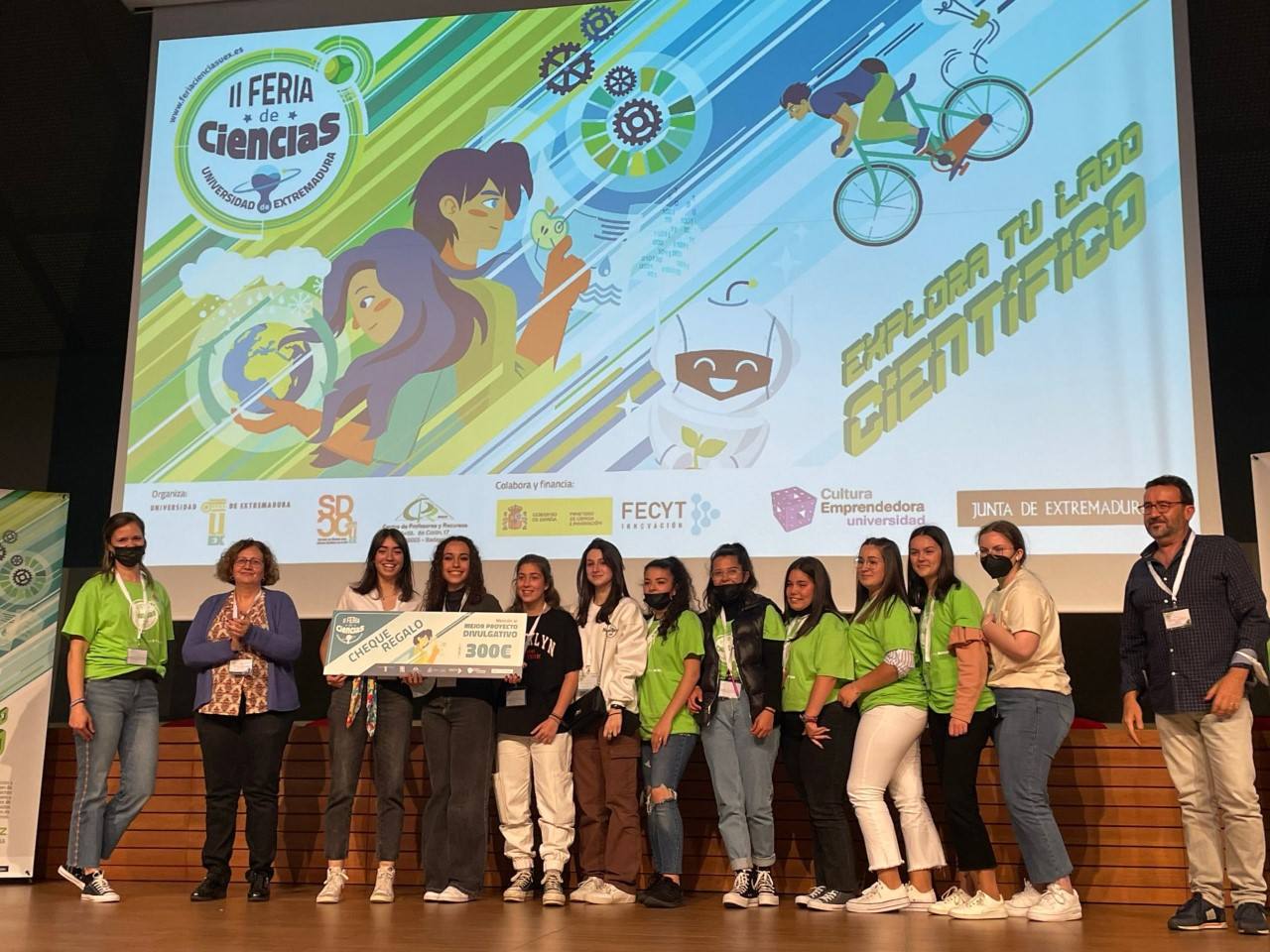 Alumnos del IES Eugenio Frutos ganan por segundo año consecutivo en la Feria de Ciencias de la UEx