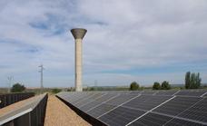 Se inaugura una planta fotovoltaica para reducir costes en la Comunidad de Regantes del Canal del Zújar