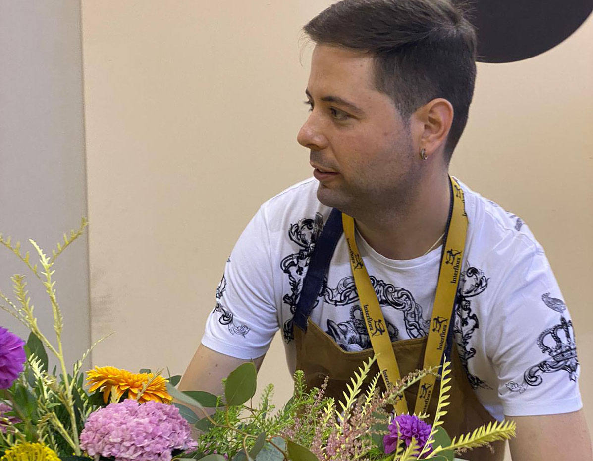 Samuel Flores sexto entre los mejores artesanos floristas de España