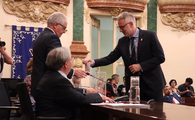 Saturnino Alcázar, alcalde de Herrera del Duque, llevará el Organismo de Recaudación de la Diputación