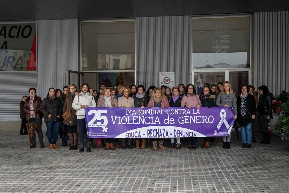 Herrera del Duque se suma a la lucha Contra la Violencia de Género