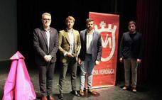 La Peña Taurina «Media Verónica» reconoce al torero Manuel Escribano