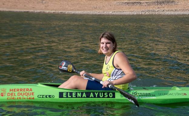 La palista herrereña Elena Ayuso compite en el XXXI Campeonato de Extremadura de Invierno