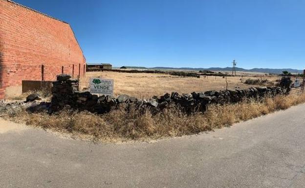 Herrera del Duque permite edificar en todas las parcelas urbanas menores de cien metros para facilitar la vivienda