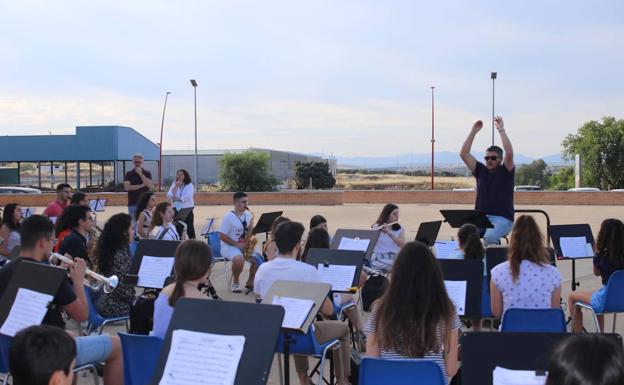 La Banda Municipal de Herrera del Duque es una de las primeras de toda Extremadura que celebra un ensayo después del confinamiento