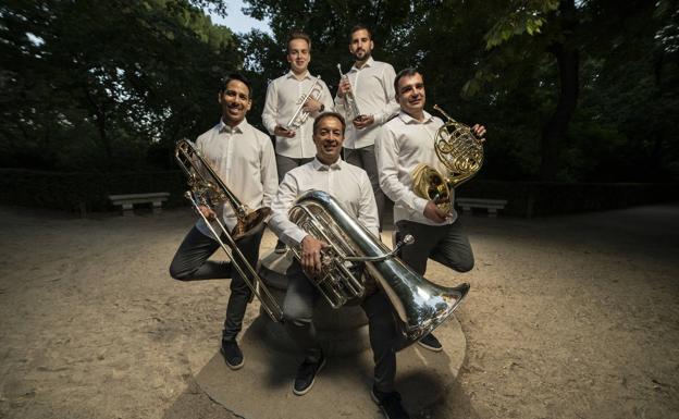 El quinteto «Barquisi metal» actuará en Herrera del Duque