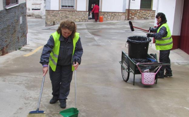 El Ayuntamiento de Herrera del Duque crea una nueva bolsa de Peón de Usos múltiples