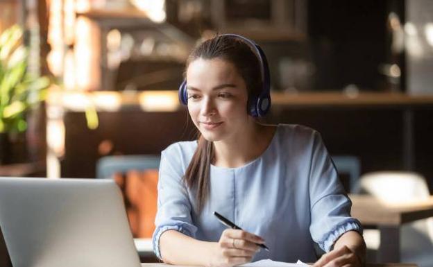 Taller virtual sobre desinformación para jóvenes