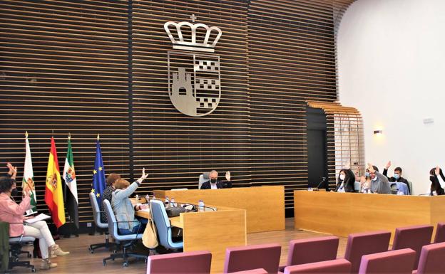 Celebrado el pleno correspondiente al mes de abril