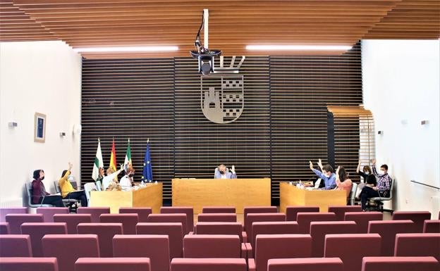 Se celebra el Pleno Ordinario del mes de mayo con la unanimidad de todos los miembros de la corporación municipal