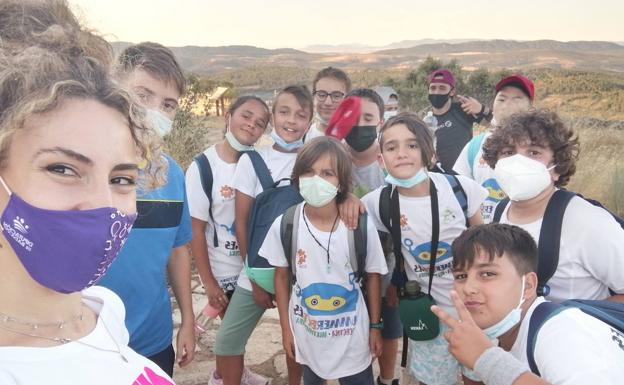 La Oficina de Turismo de Herrera del Duque prosigue con las visitas guiadas al Castillo
