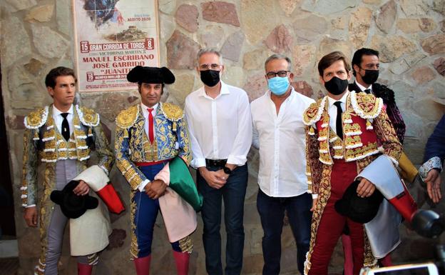 El Juli y Ginés Marín, toreo grande a una buena corrida de Montalvo en Herrera del Duque