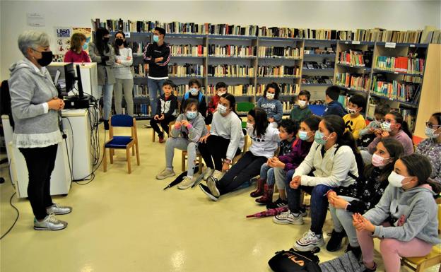 El Ayuntamiento de Herrera del Duque celebró un taller infantil de chaquetía