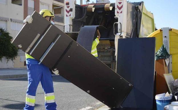 El 15 de febrero se realizará la recogida de enseres en Herrera del Duque