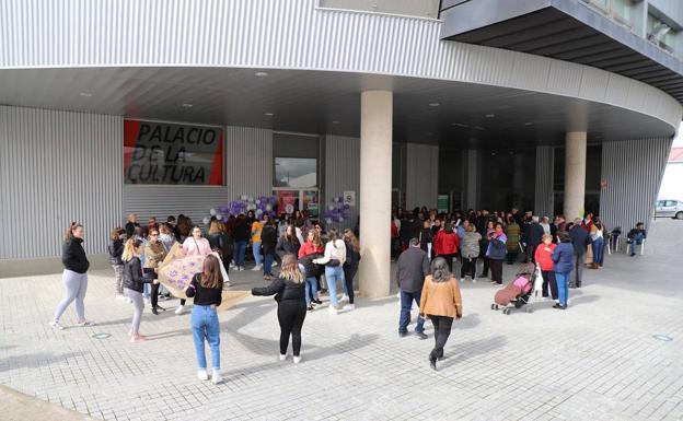 El Ayuntamiento de Herrera del Duque convoca a las mujeres para realizar un video con motivo de la Semana de la Mujer
