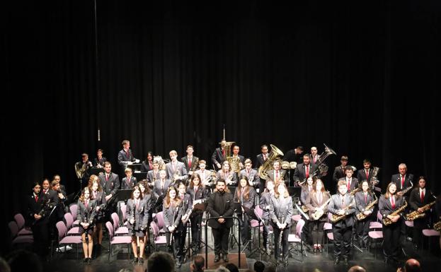 La Banda Municipal de Música de Herrera del Duque participa en el VI Certamen de Bandas Lucas Alonso de Villanueva de la Serena