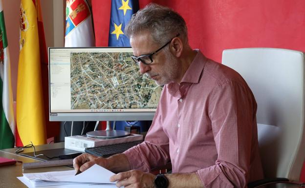 El alcalde de Herrera del Duque condena la invasión Rusia a Ucrania y aconseja canalizar la ayuda humanitaria a través de las ONG