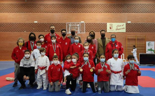 Celebrado en Herrera del Duque el XXXIII Campeonato de Extremadura Benjamín, Alevín, Infantil y Juvenil de Karate 2022