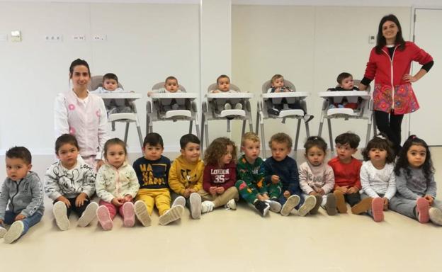 Los niños y niñas del Centro de Educación Infantil Carmen Antón también se han sumado a la celebración del Día internacional del libro