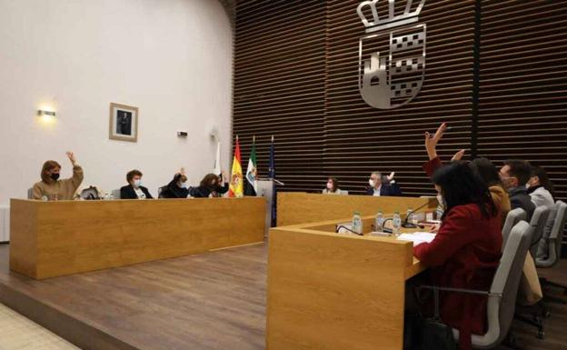 El pleno ordinario del mes de abril se celebra el jueves 28