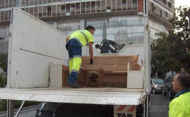 El 20 de junio se realizará la recogida de enseres en Herrera del Duque