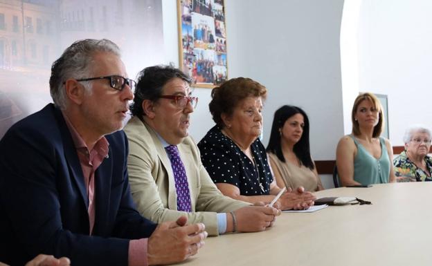 José Maria Vergeles anuncia en Herrera del Duque la construcción inminente del Centro de Convalecencia para personas dependientes