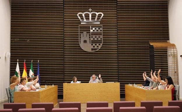 Celebrado un Pleno Extraordinario para aprobar el aprovechamiento cinegético del coto de las Navas-Sotogordo