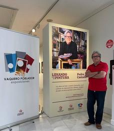 El pintor hornachego Pedro Castaño inaugura exposición «Lidiando con la Pintura», en la sala Vaquero Poblador de la Diputación de Badajoz