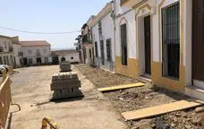 Continúan a buen ritmo las obras de urbanización de la calle Hernán Cortés