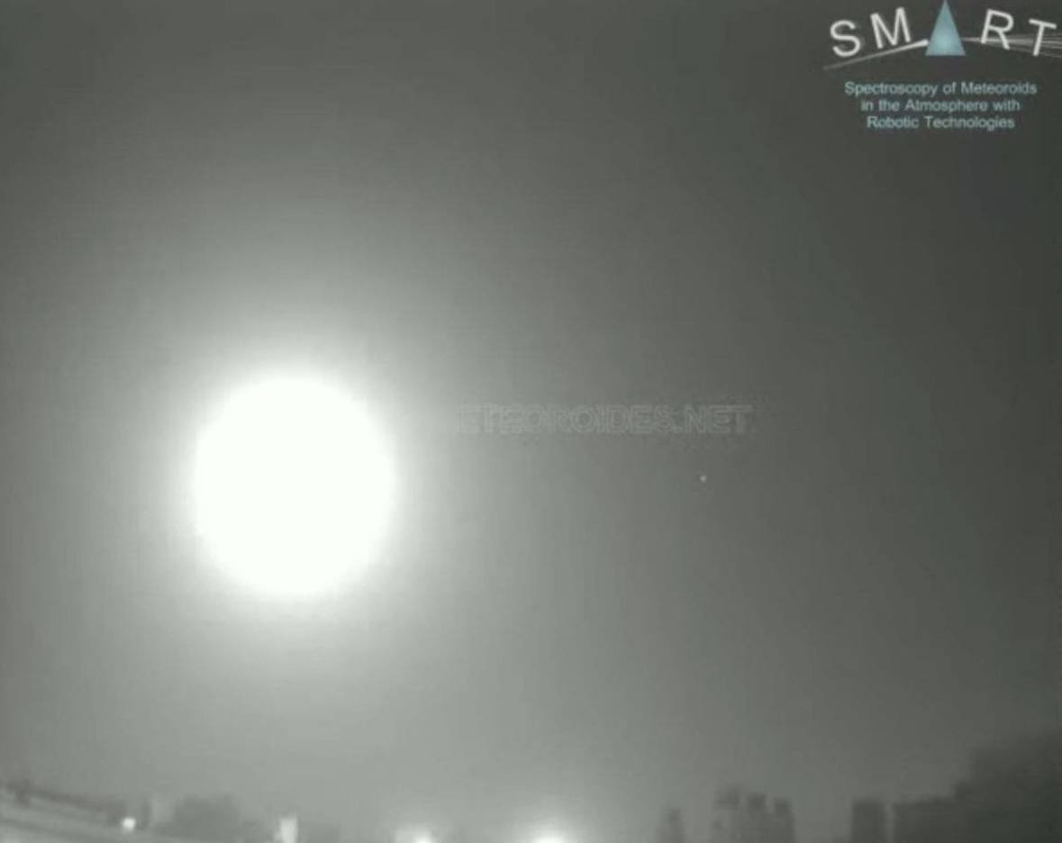 La desintegración de un meteorito fue el causante del estruendo que pudo escucharse el pasado jueves sobre las 23, 30 horas