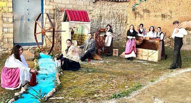 La candela del grupo «Al-Magrera» se alza con el primer premio del consurso organizado por el Ayuntamiento
