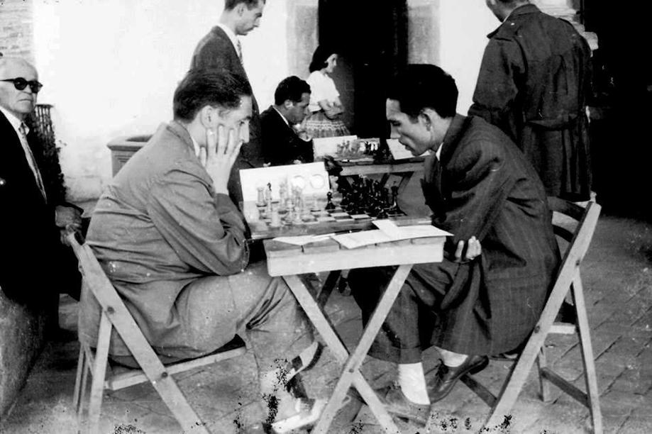 La semifinal de ajedrez del Campeonato de España de 1957, disputada en Jaraíz