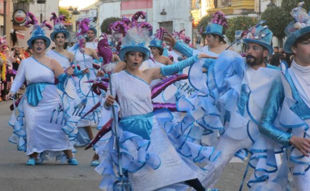 Más de 1.300 personas participarán en el primer desfile de Carnaval