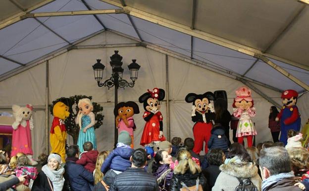 Esta tarde, espectáculo musical infantil en la carpa municipal