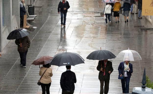 La lluvia y el viento regresan al norte de Extremadura tras un cálido y seco febrero