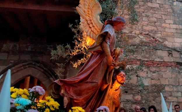 Procesión conjunta de las parroquias jaraiceñas, hoy