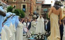 La procesión del Encuentro pone fin a la Semana Santa jaraiceña