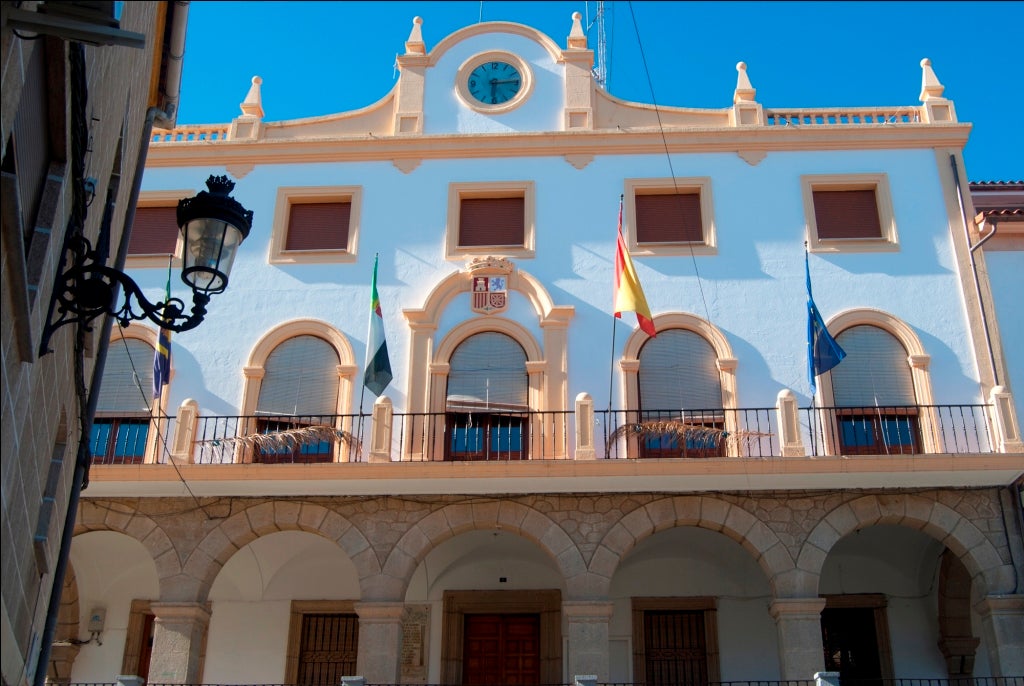 Cuatro formaciones concurren a las elecciones municipales