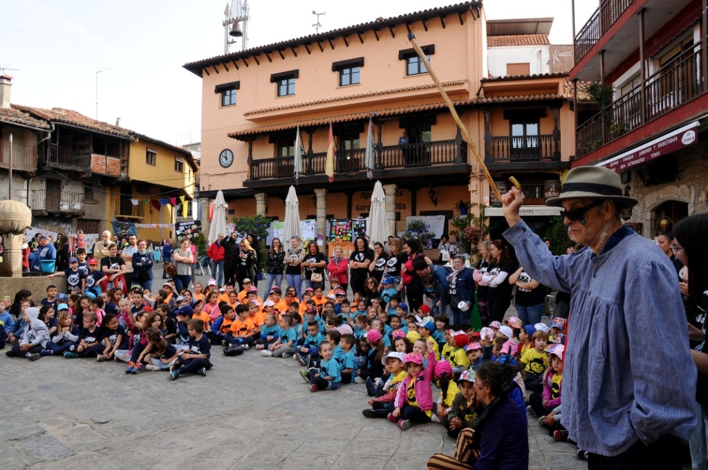 Más de 300 escolares participan la clausura del proyecto para fomentar la lectura