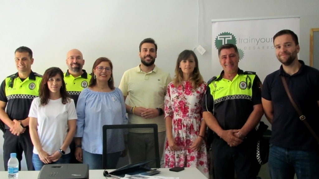 La Policía Local recibe formación en la lucha contra la violencia sexual en espacios de ocio
