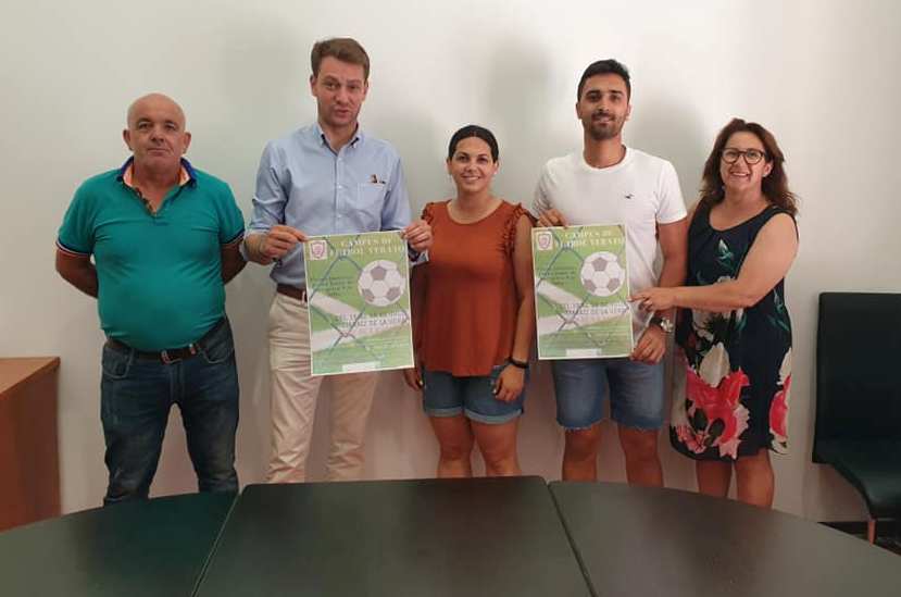 Presentan el campus de fútbol verato