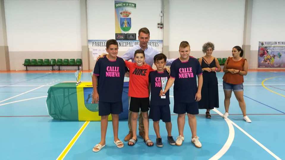 Calle Nueva, doblete en las 24 horas de fútbol sala de Jaraíz